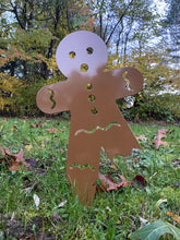 Load image into Gallery viewer, Gingerbread people, Metal art, home decor
