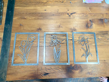 Load image into Gallery viewer, Floral Frame Wall Art