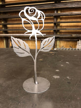 Load image into Gallery viewer, Metal Forever Rose
